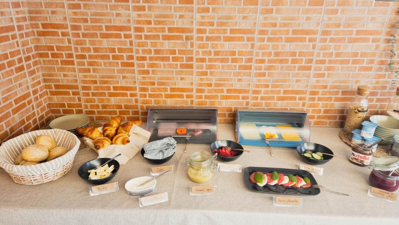 Carvoeira Tika Surf Camp Ericeira酒店 外观 照片